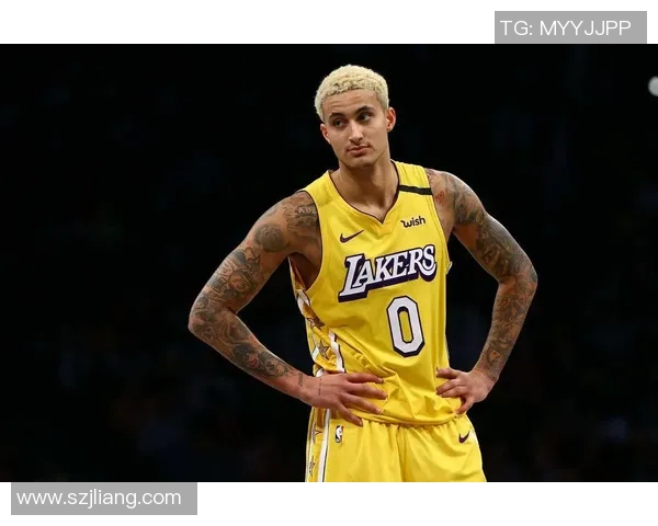 凯尔库兹马的篮球之路与个人成长故事探讨 凯尔库兹马的篮球之路与个人成长故事探讨