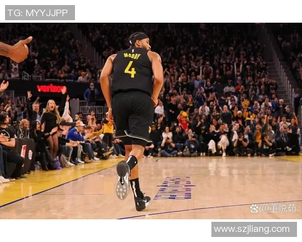 勇士与猛龙精彩对决回顾NBA赛场的巅峰时刻与精彩瞬间分析