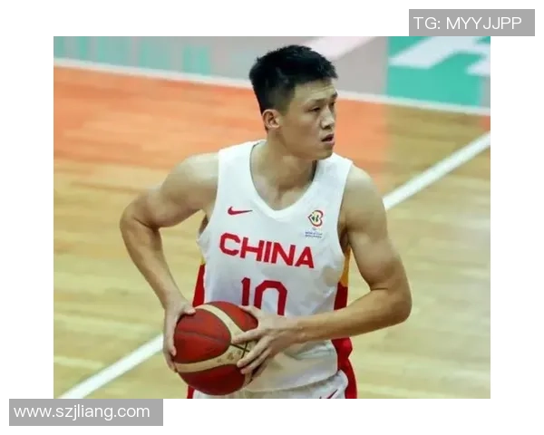 周鹏：从篮球场上的拼搏者到社会公益的积极推动者的成长之路