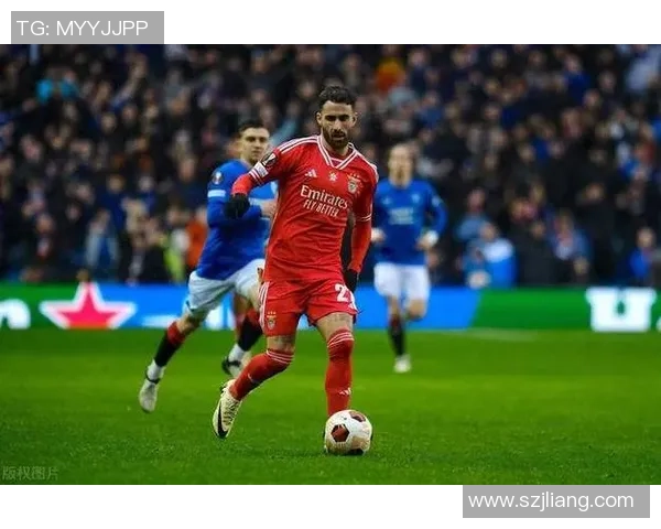 弗拉门戈与布拉比分对决展现精彩足球盛宴与战术较量