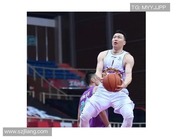 李根的篮球之路：从青涩少年到CBA明星的成长历程与奋斗故事